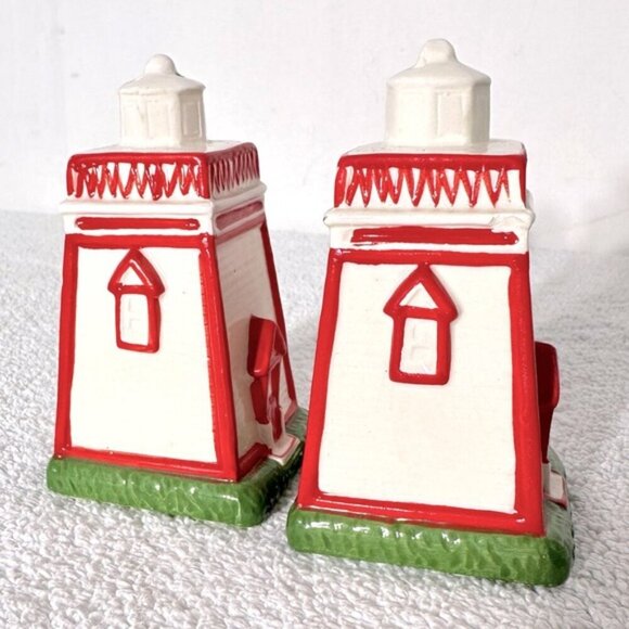Vintage Ceramicic Lighthousees Salt & Pepper Shakers St. Anthony NL - Picture 9 of 9
